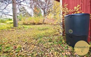 Lampokompostori_seinustalla