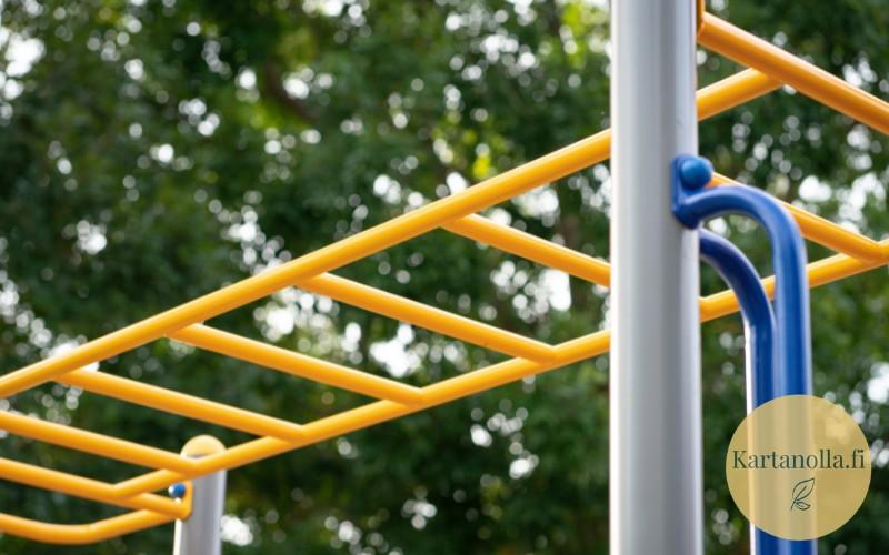 lahikuva_kiipeilytelineesta