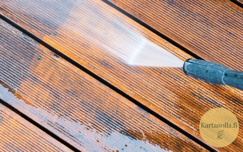 Terassin-pesu-painepesurilla