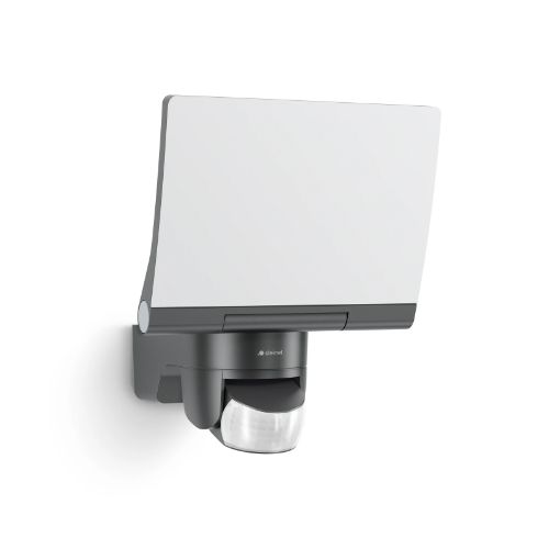 Kohdevalaisin-liiketunnistimella-steinel-xled-home-2-xl-s.